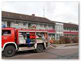 Rauch war aus einem Fenster eines Mehrfamilienhauses in der Strae Im Kamp gedrungen.